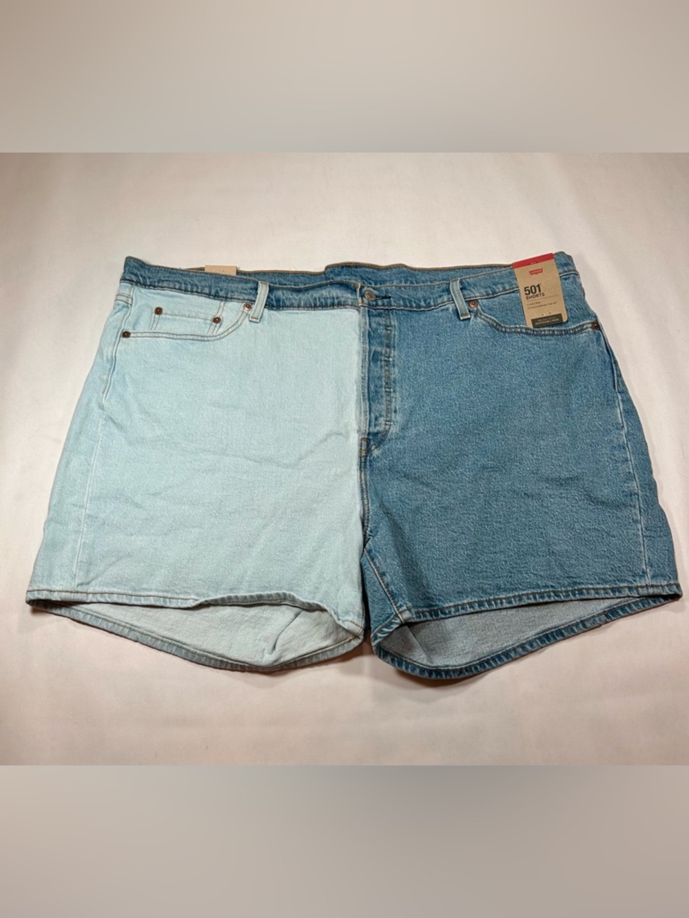 Levis 501 two-tone shorts NWT